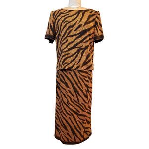 Cynthia Howie Vintage 100% Silk Skirt & Top Animal Print 2 Pieces Sz. 16